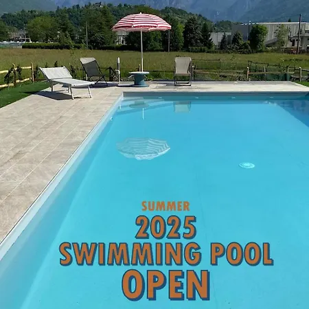 Carlotta Bianca Vacation With Swimming Pool Apartment